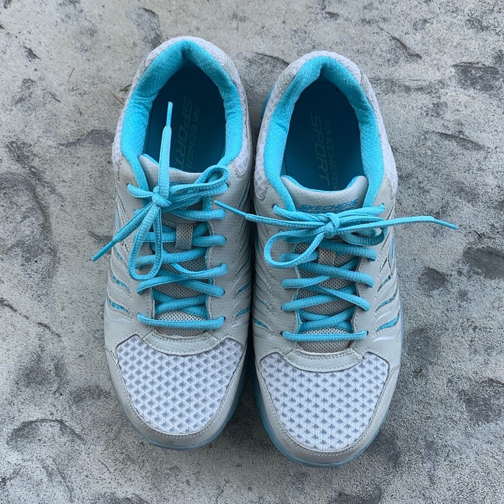 Skechers Extra wide running shoes